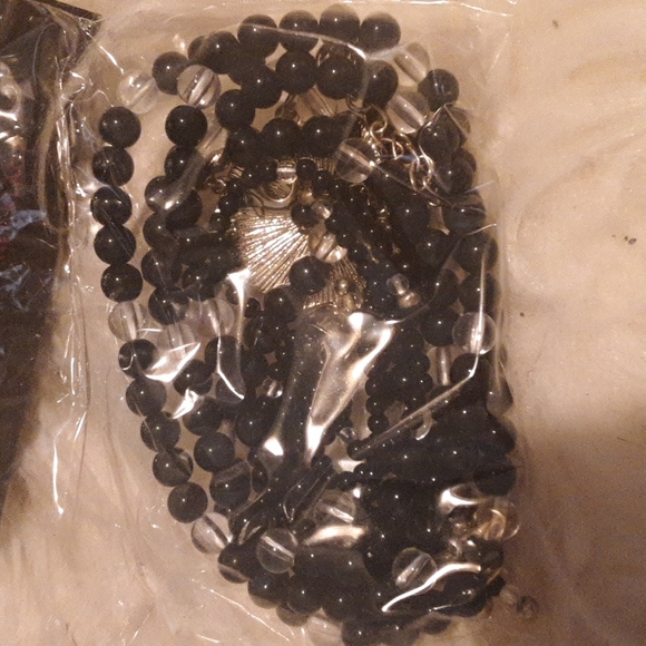 FOREVER Necklace. NWOT. - Picture 7 of 7